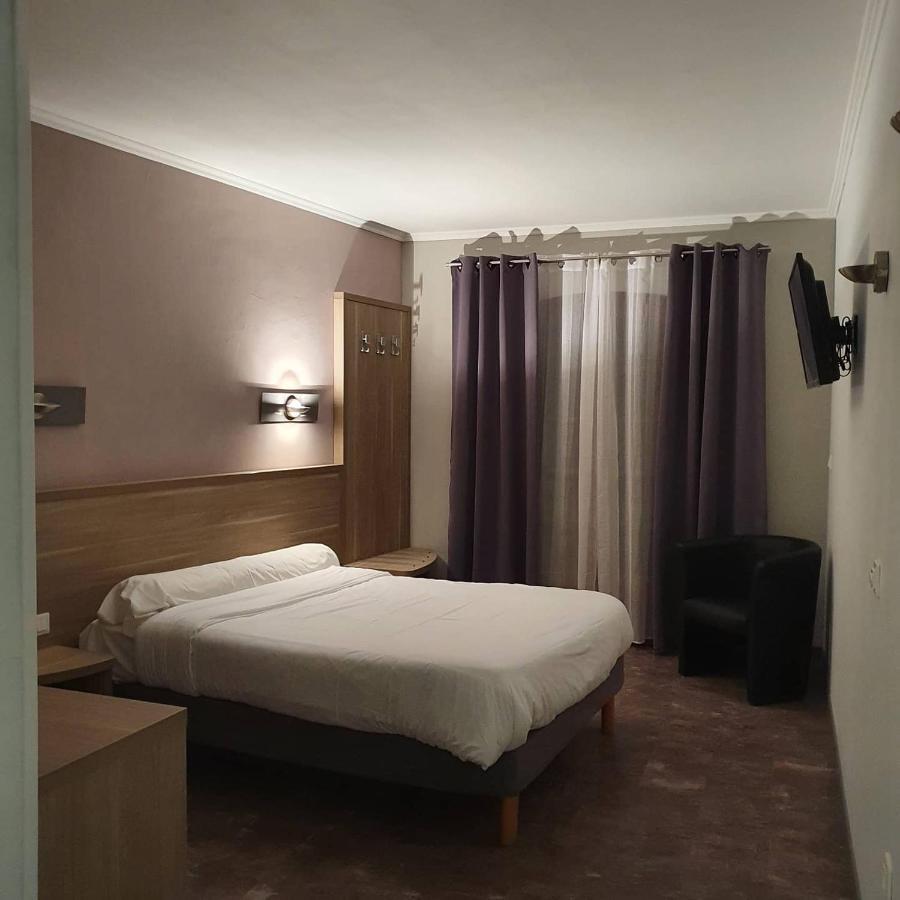 Auberge De La Tour -Appartements- Valros ภายนอก รูปภาพ