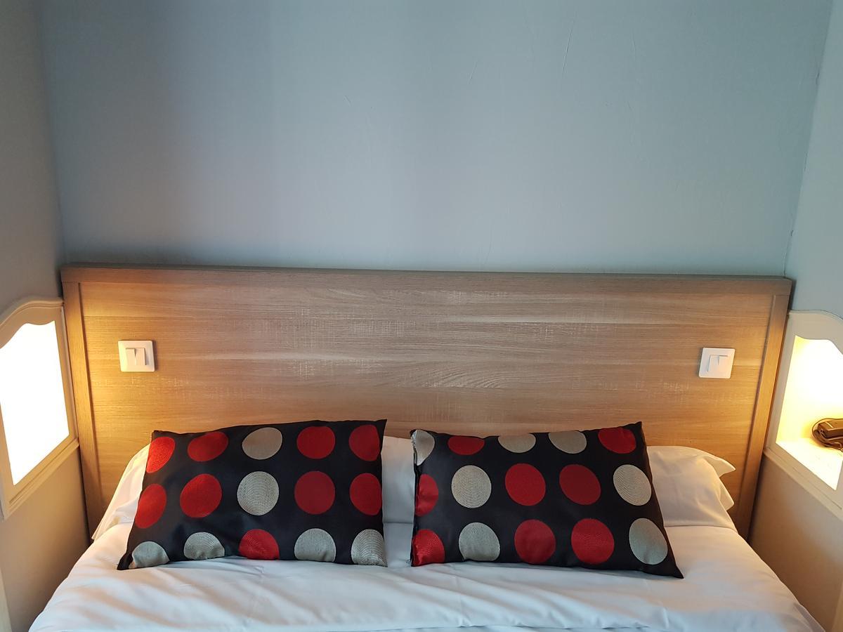 Auberge De La Tour -Appartements- Valros ภายนอก รูปภาพ